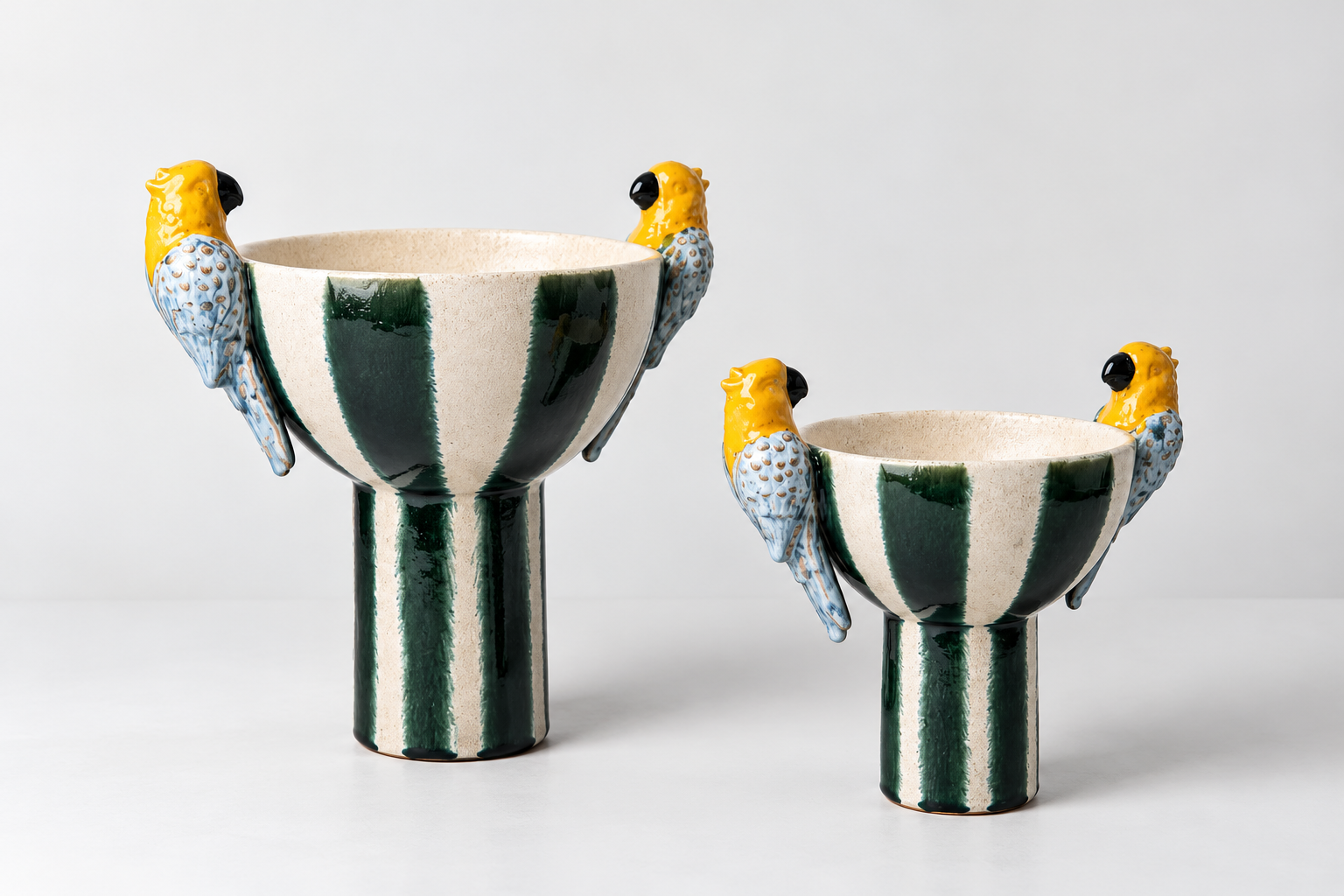 Vaso Decorativo Alto com Pássaros em Cerâmica - Imagem 2